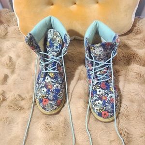 TIMBERLAND Floral Winter Boots